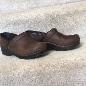 Dansko Professional Oiled Brown Leather Clog